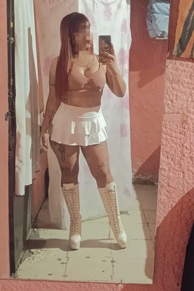 Florencia (28 años) — Colonia / Colonia del Sacramento