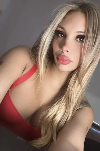 Rennata Di (26 años) — Capital, Argentina - 36