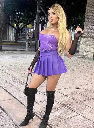 Rennata Di (26 años) — Capital, Argentina - 115