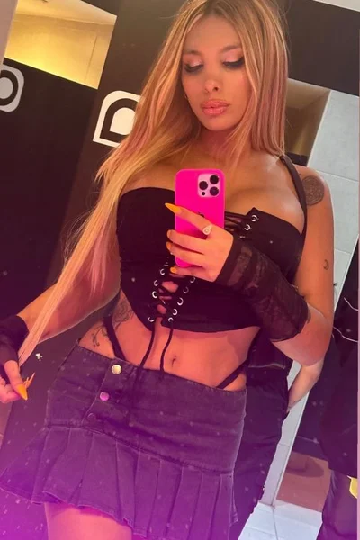 Rennata Di (26 años) — Capital, Argentina - 69