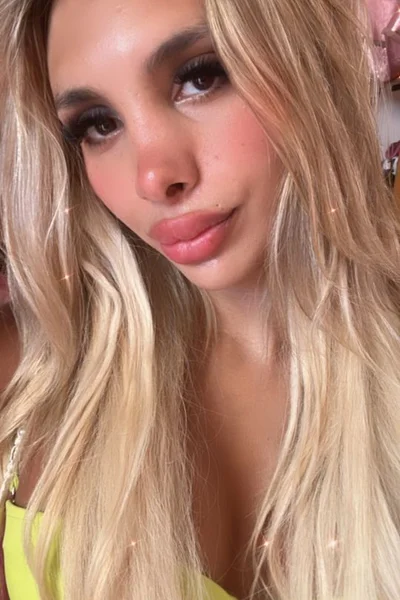 Rennata Di (26 años) — Capital, Argentina - 70