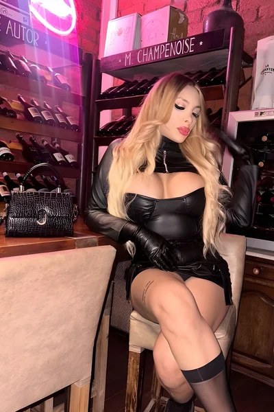 Rennata Di (26 años) — Rosario, Argentina - 25