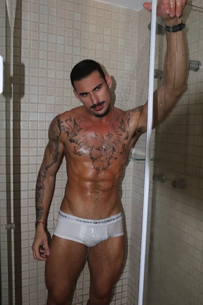 Diego (25 years) — Rio de Janeiro, Brasil - 9