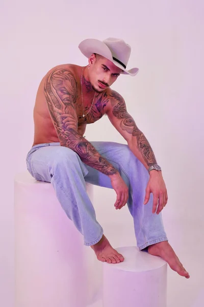 Diego (25 years) — Rio de Janeiro, Brasil - 17