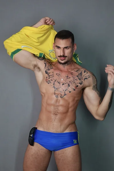 Diego (25 years) — Rio de Janeiro, Brasil - 16