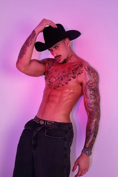 Diego (25 years) — Rio de Janeiro, Brasil - 14