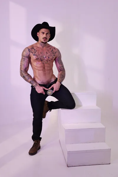 Diego (25 years) — Rio de Janeiro, Brasil - 3