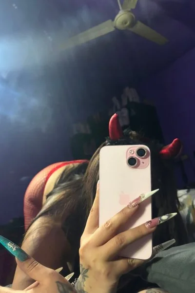 Milena (27 years) — Esteban Echeverría, Argentina - 3
