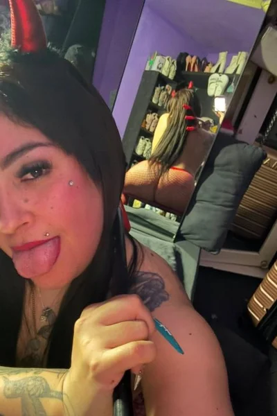 Milena (27 years) — Esteban Echeverría, Argentina - 7