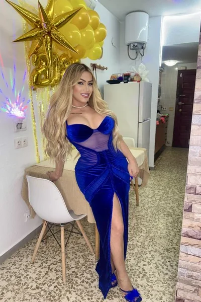 Alexandra Castellanos (28 años) — Torremolinos, España - 69