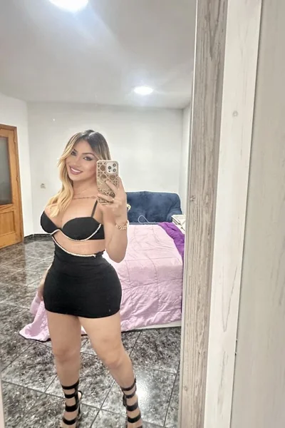 Alexandra Castellanos (28 años) — Torremolinos, España - 44