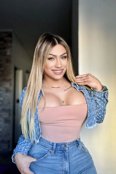 Alexandra Castellanos (28 años) — Torremolinos, España - 50