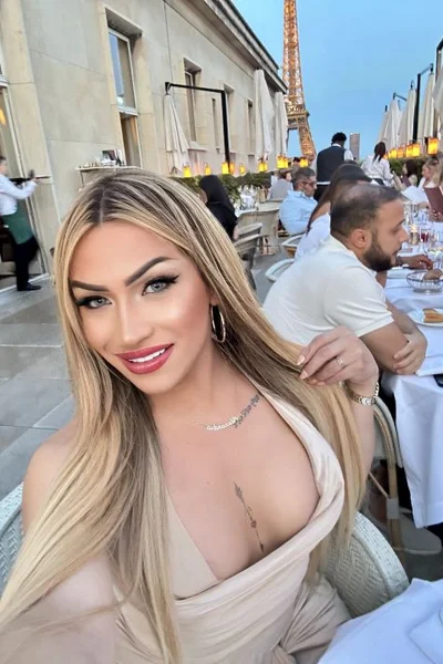 Alexandra Castellanos (28 años) — Torremolinos, España - 39
