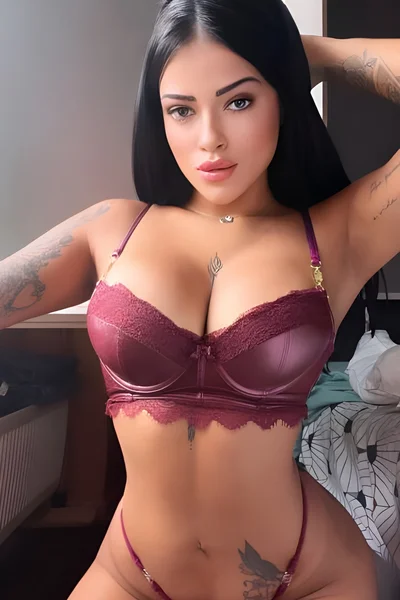 Mirella Couto (26 años) — São Paulo