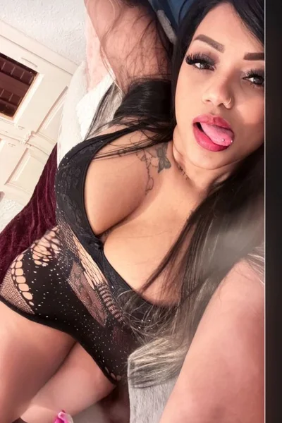 Luna (26 años) — Madrid, España - 9