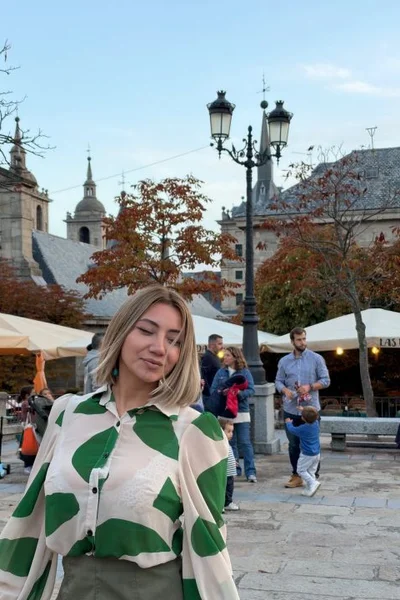 Sara (31 años) — Madrid, España - 4