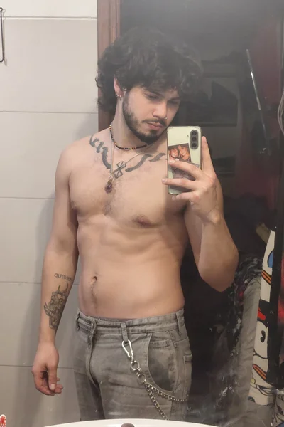 Misa (26 años) — Montevideo / Centro