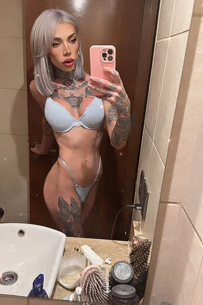 Isidora Ignacia (26 anos) — Providencia, Chile - 27