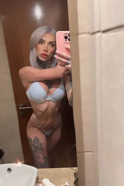 Isidora Ignacia (26 anos) — Providencia, Chile - 28