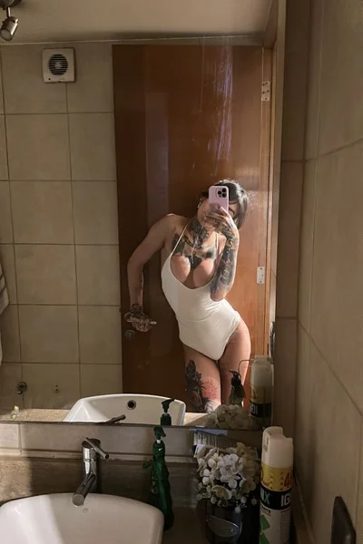 Isidora Ignacia (26 anos) — Providencia, Chile - 13