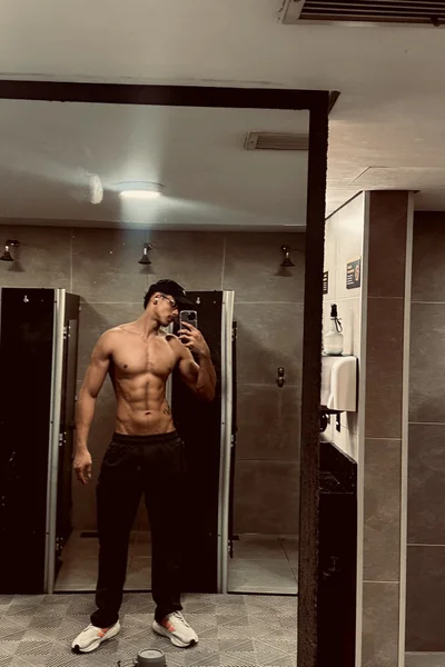 César (27 anos) — Rio de Janeiro, Brasil - 10