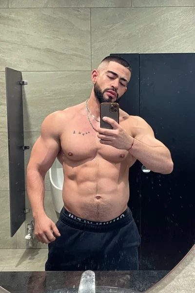 Jácome (33 years) — Ciudad de México, México - 53