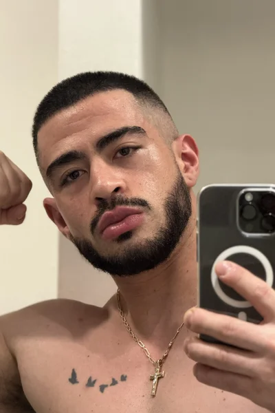 Jácome (33 years) — Ciudad de México, México - 32