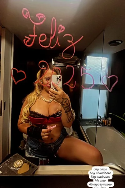 Carolina (35 años) — Confluencia, Argentina - 145