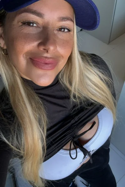Carolina (35 años) — Confluencia, Argentina - 114