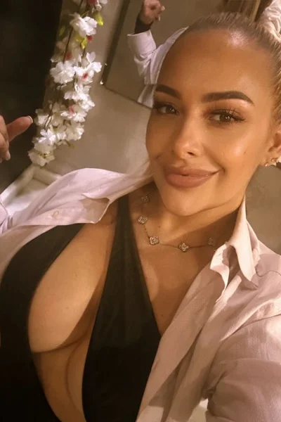 Carolina (35 años) — Confluencia, Argentina - 72