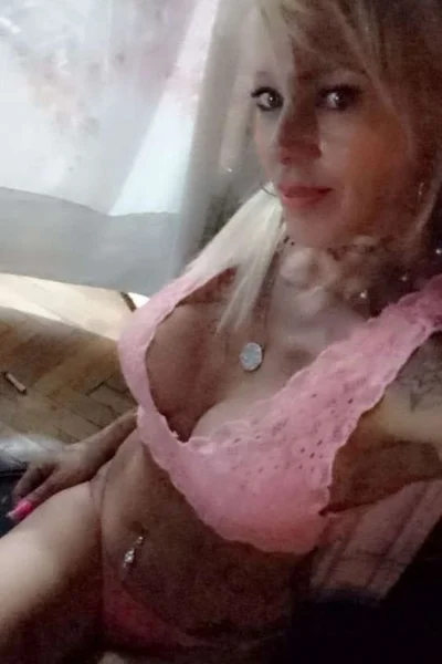 Amber (45 años) — Tres Cruces, Uruguay - 14