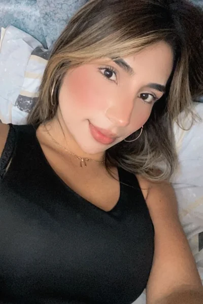 Gia (22 anos) — Palermo, Argentina - 92