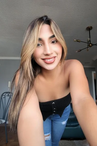 Gia (22 anos) — Palermo, Argentina - 94
