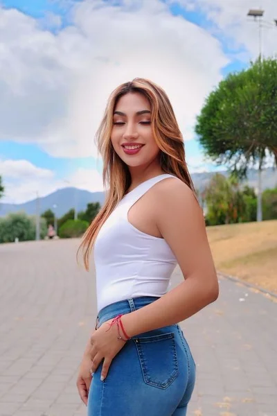 Gia (22 anos) — Palermo, Argentina - 101