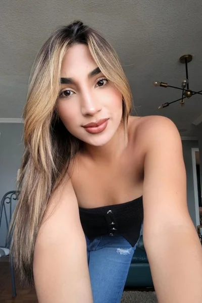 Gia (22 anos) — Palermo, Argentina - 96