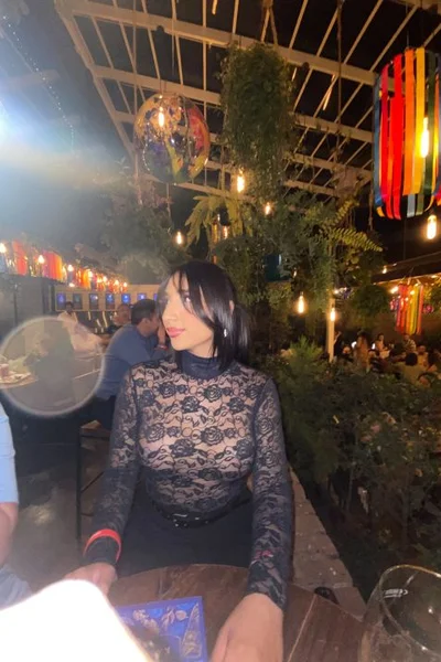 Gia (22 anos) — Palermo, Argentina - 75