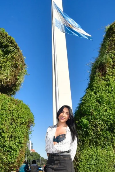 Gia (22 anos) — Palermo, Argentina - 13