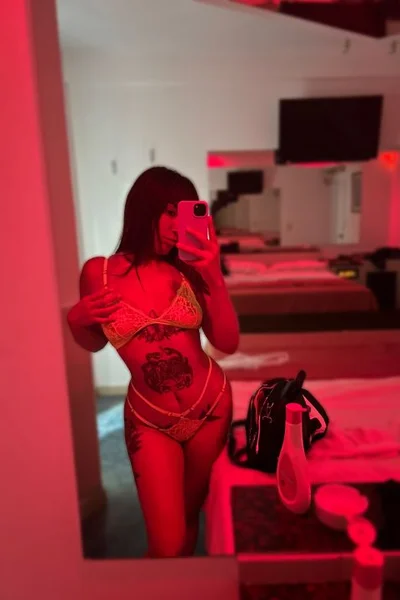 Soffia (26 years) — Moreno, Argentina - 10