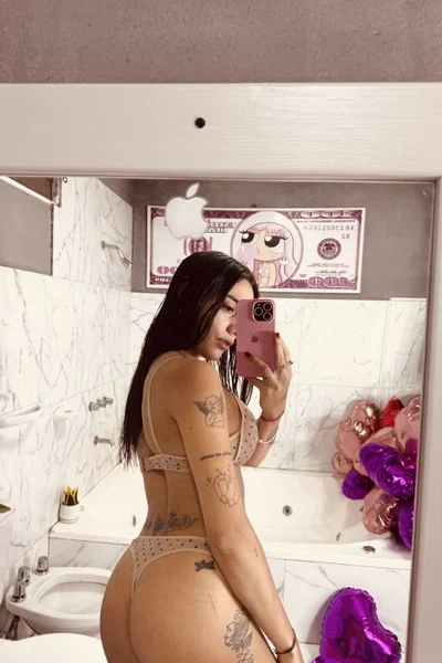 Luu Placer (23 años) — Villa Devoto, Argentina - 72