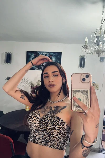 Luu Placer (23 años) — Villa Devoto, Argentina - 129