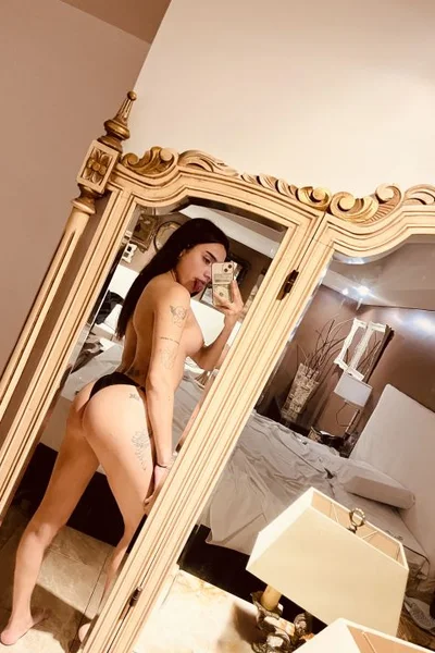 Luu Placer (23 años) — Villa Devoto, Argentina - 139