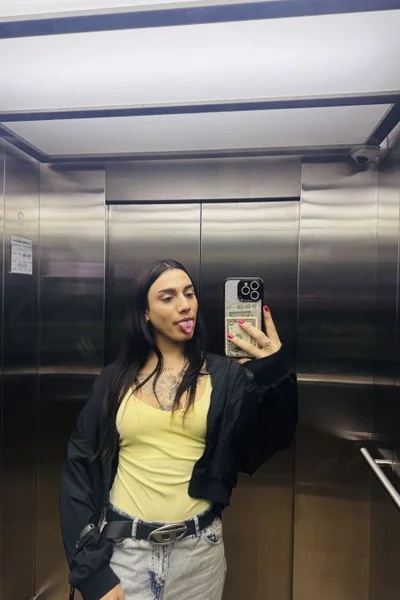 Luu Placer (23 años) — Villa Devoto, Argentina - 89