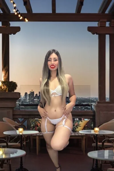 Catalina (34 years) — San Isidro, Argentina - 2