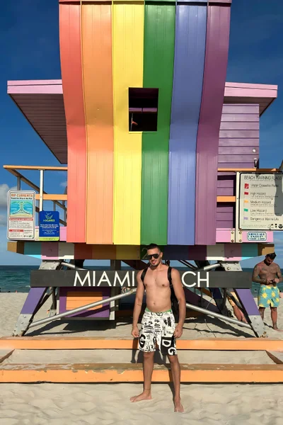 Malik (27 años) — Madrid, España - 16