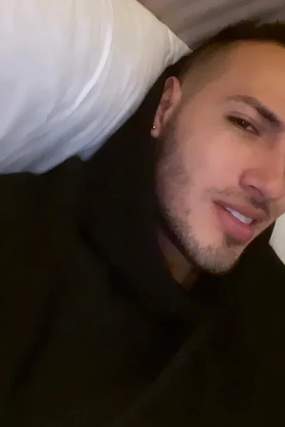 Malik (27 años) — Madrid, España - 9
