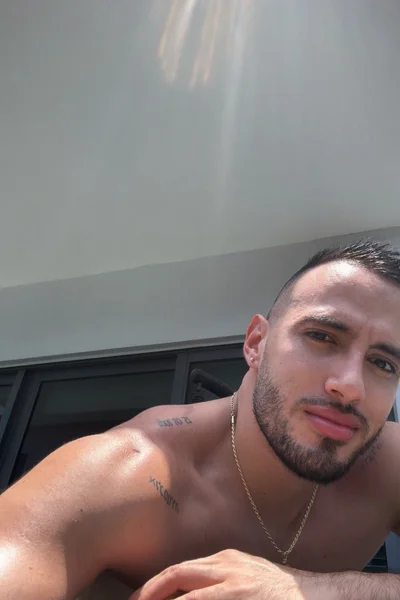 Malik (27 años) — Madrid, España - 3