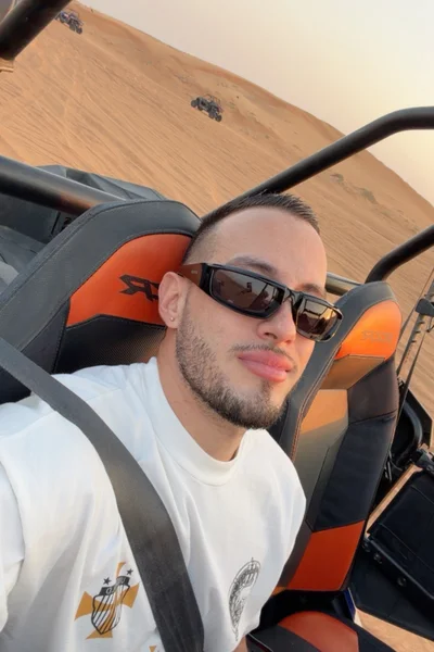 Malik (27 años) — Madrid, España - 19