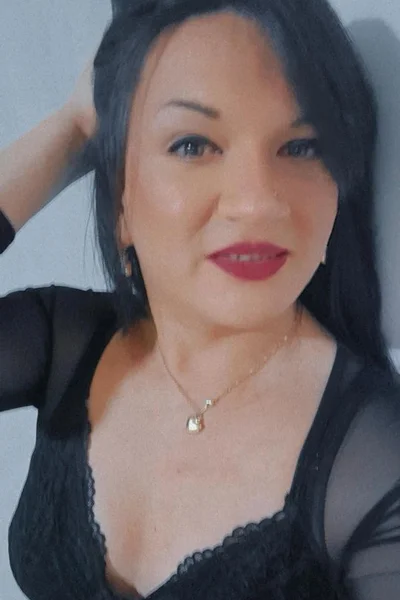 Ariana L (23 años) — Uruguay, Argentina - 13