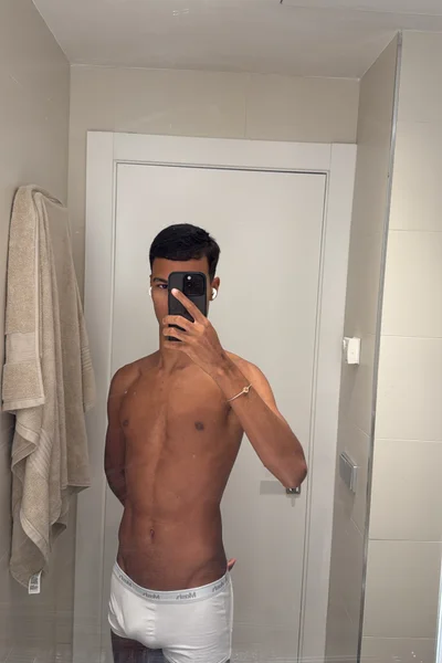 Bryan (21 años) — São Paulo, Brasil - 12