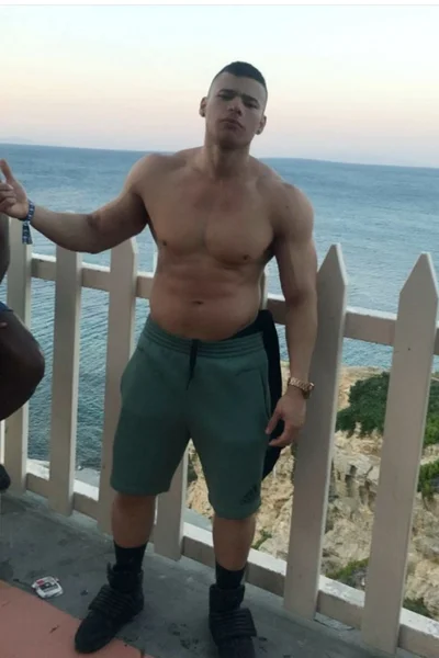 Hugo (28 años) — Madrid, España - 9